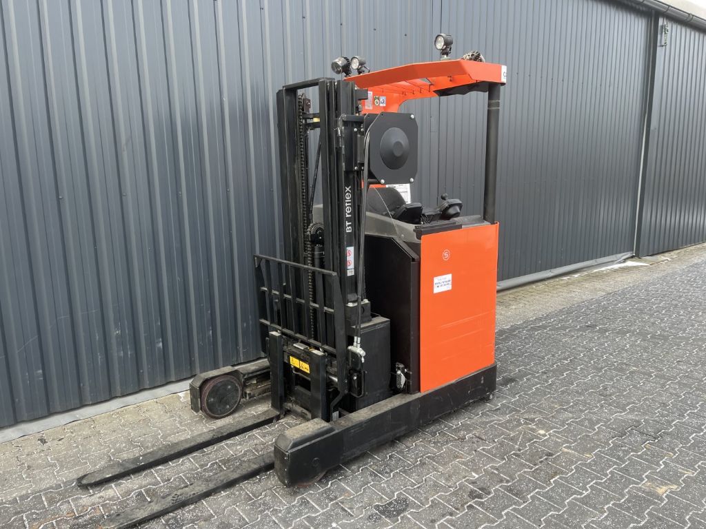 BT RRE120M Schubmaststapler www.superlift-forklift.com