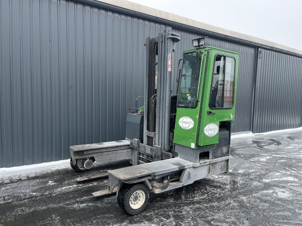 Combilift C4000 Multidirectional Sideloader www.superlift-forklift.com