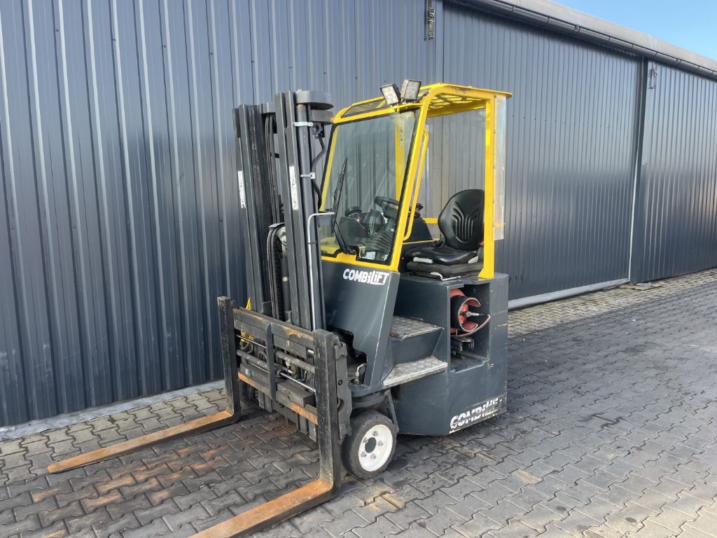 Combilift CB3000  www.superlift-forklift.com