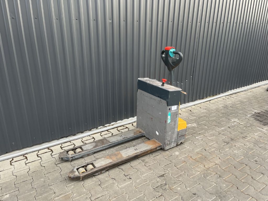 Jungheinrich EJEM13 Electric Pallet Truck www.superlift-forklift.com