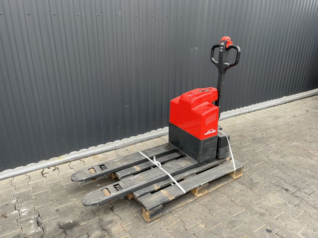 Linde MT15 Electric Pallet Truck www.superlift-forklift.com
