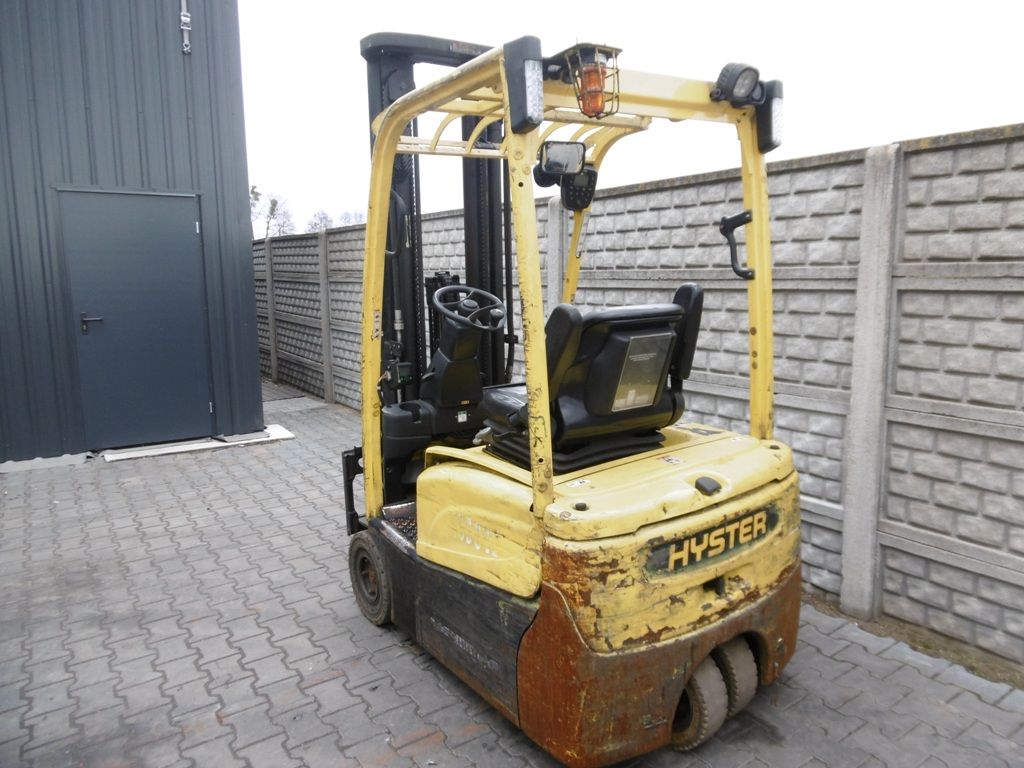 Superlift Buying Used Hyster J1 5xnt Electric 3 Wheel Forklift Purchase Sale Of Used Forklift Used Forklifts