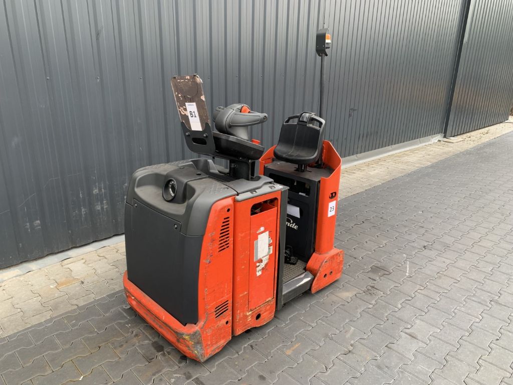 Linde P30C Tow Tractor www.superlift-forklift.com