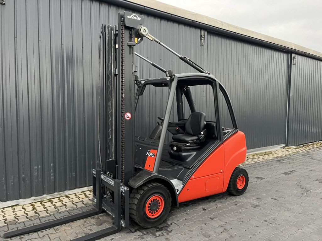 Linde H30D Dieselstapler www.superlift-forklift.com