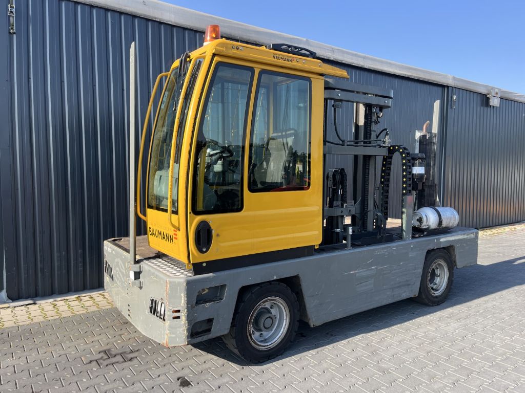 Baumann HX50/12/51FFL Sideloader www.superlift-forklift.com