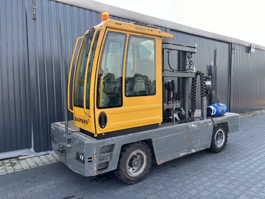 Baumann HX50/12/51TR Sideloader www.superlift-forklift.com