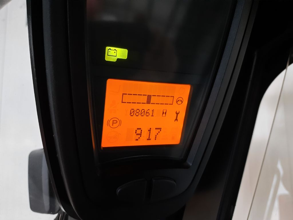 Linde-E30HL-01/600-Elektro 4 Rad-Stapler-www.szww.de Linde-E30HL-01/600-Elektro 4 Rad-Stapler-www.szww.de