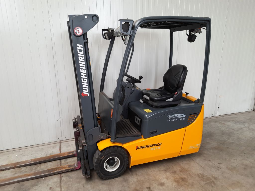 Jungheinrich-EFG115-Elektro 3 Rad-Stapler-www.szww.de