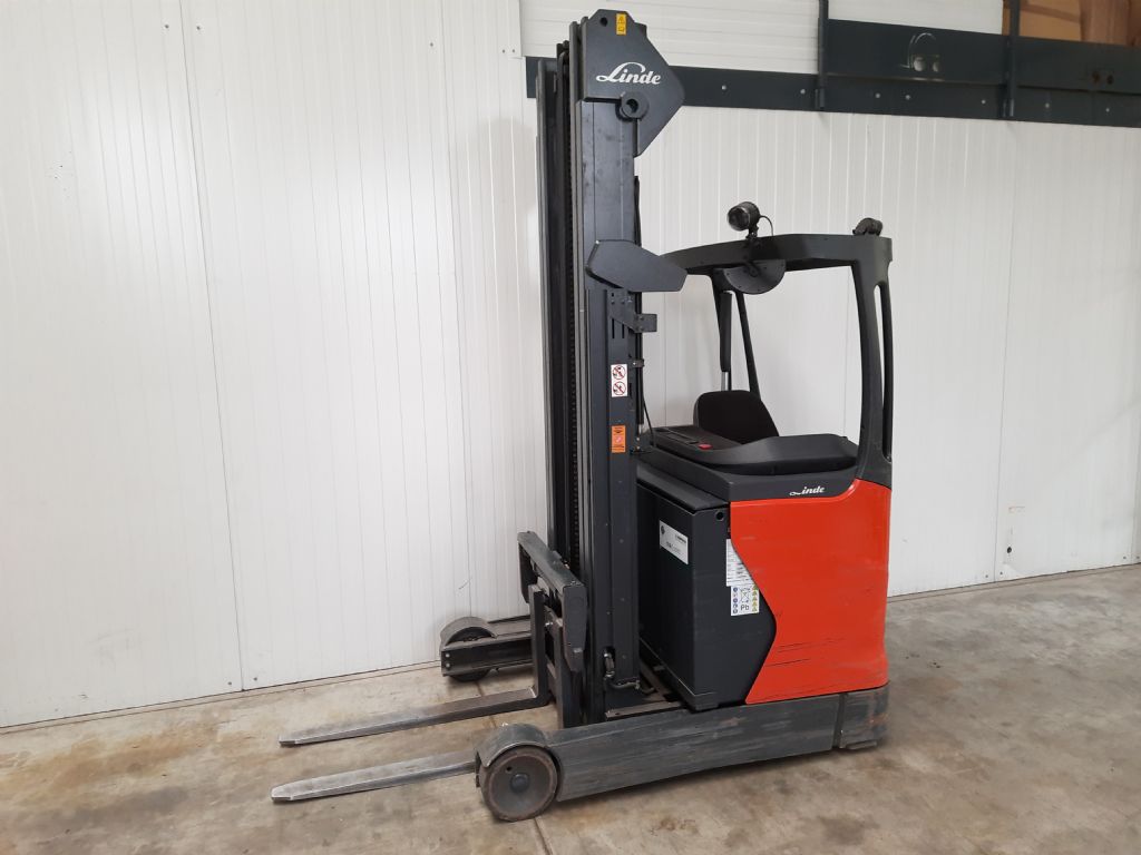 Linde-R16-01-Schubmaststapler-www.szww.de