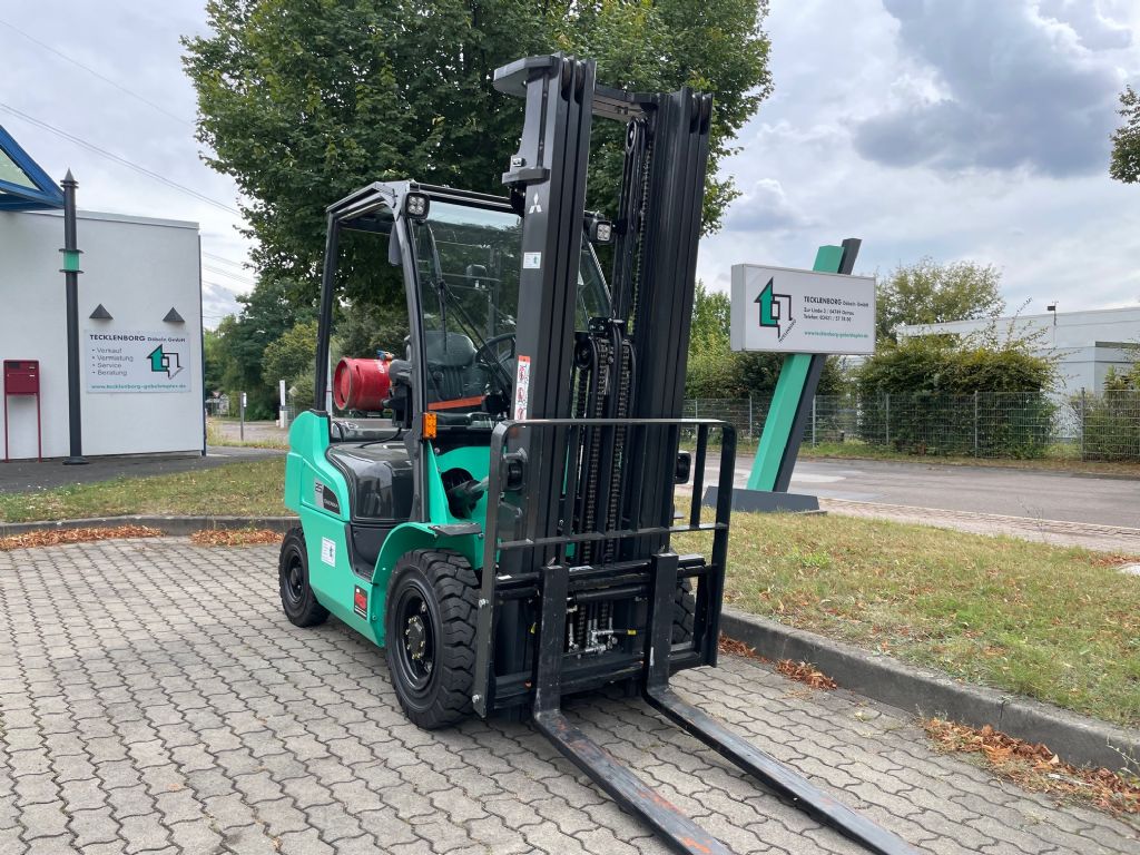 Mitsubishi FG25N Treibgasstapler tecklenborg-gabelstapler.de