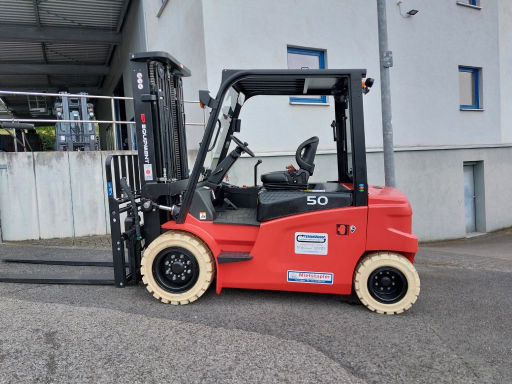 EP-CPD50L1-Elektro 4 Rad-Stapler-www.terbrueggen-gmbh.de