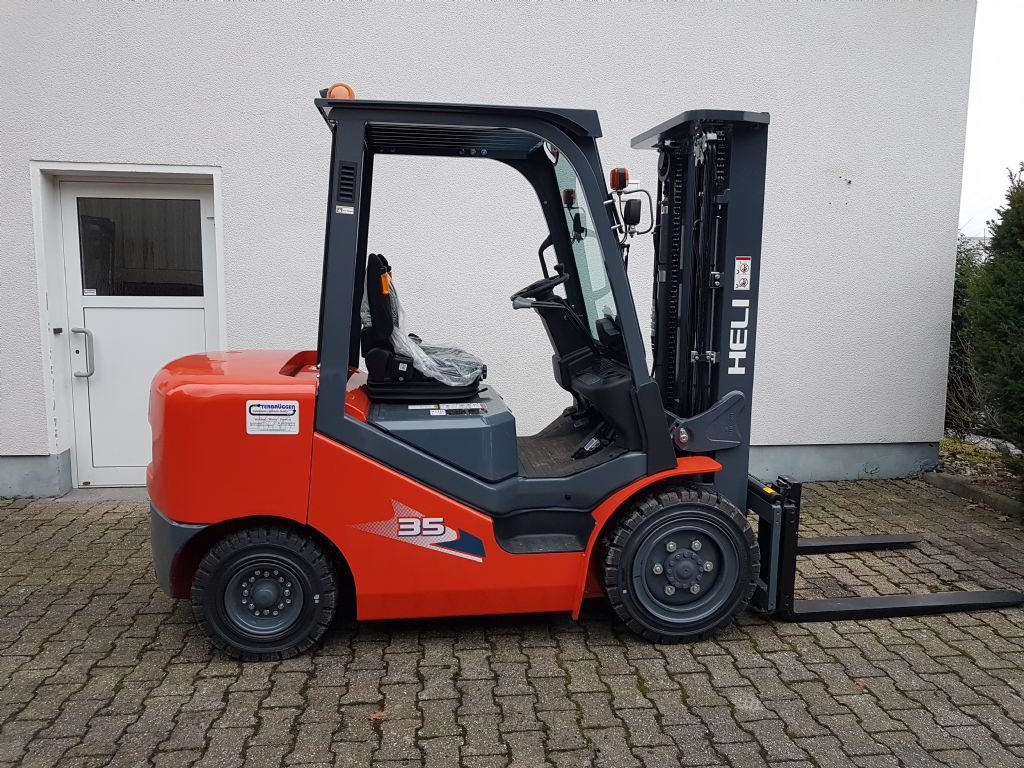 Heli-CPCD35 XC Stage 5-Dieselstapler-www.terbrueggen-gmbh.de
