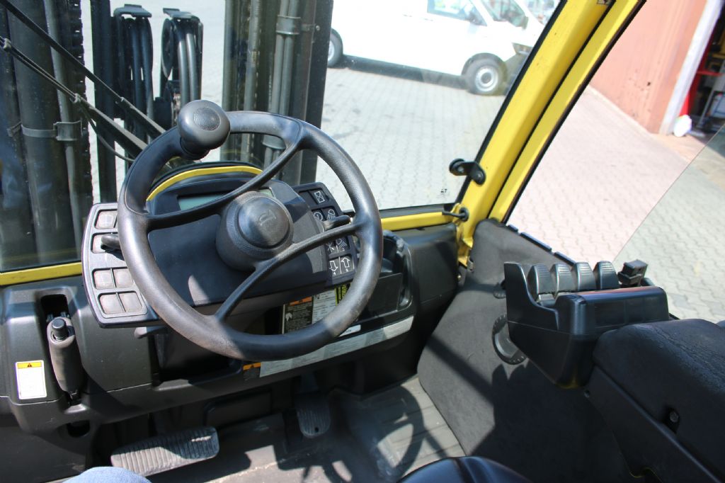 Hyster H5.5FT-D Dieselstapler www.thuenemann-stapler.de Hyster H5.5FT-D Dieselstapler www.thuenemann-stapler.de