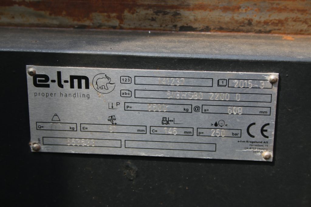 Hyster H9.0FT6 (D) Frontstapler www.thuenemann-stapler.de
