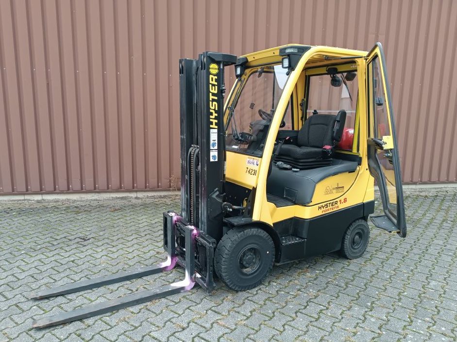 Hyster H1.8FT-G Treibgasstapler www.thuenemann-stapler.de