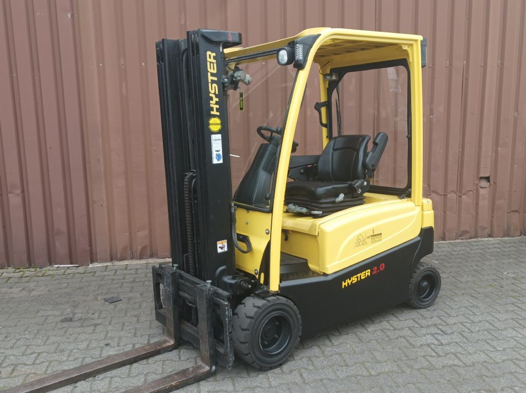 Hyster J2.0XN LWB Elektro 4 Rad-Stapler www.thuenemann-stapler.de