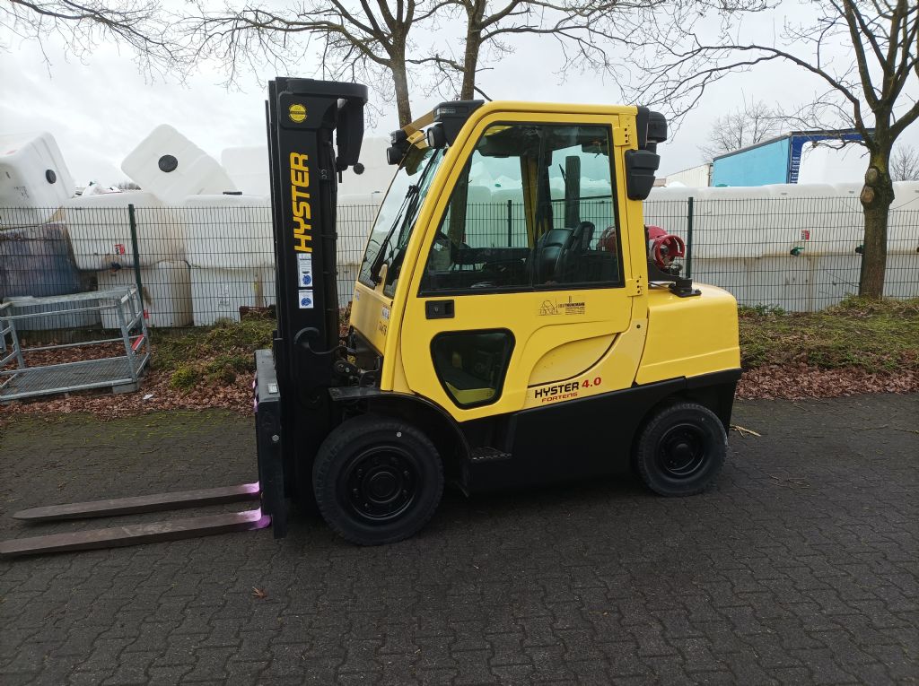 Hyster H4.0FT-6 Treibgasstapler www.thuenemann-stapler.de