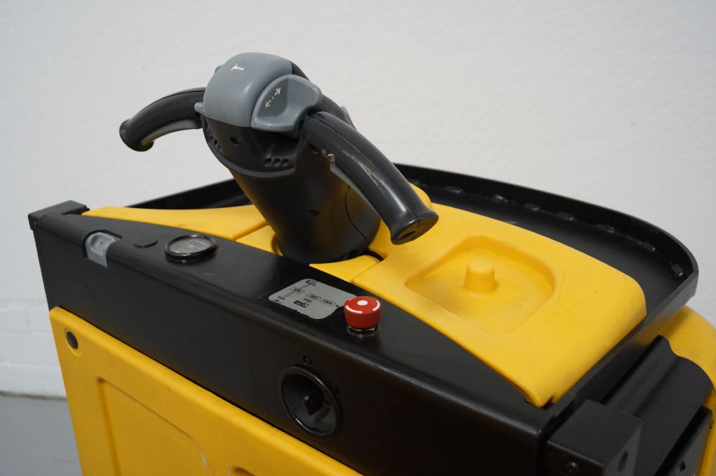 OM XLogo2ac Niederhubkommissionierer www.timmermanns.com OM XLogo2ac Niederhubkommissionierer www.timmermanns.com