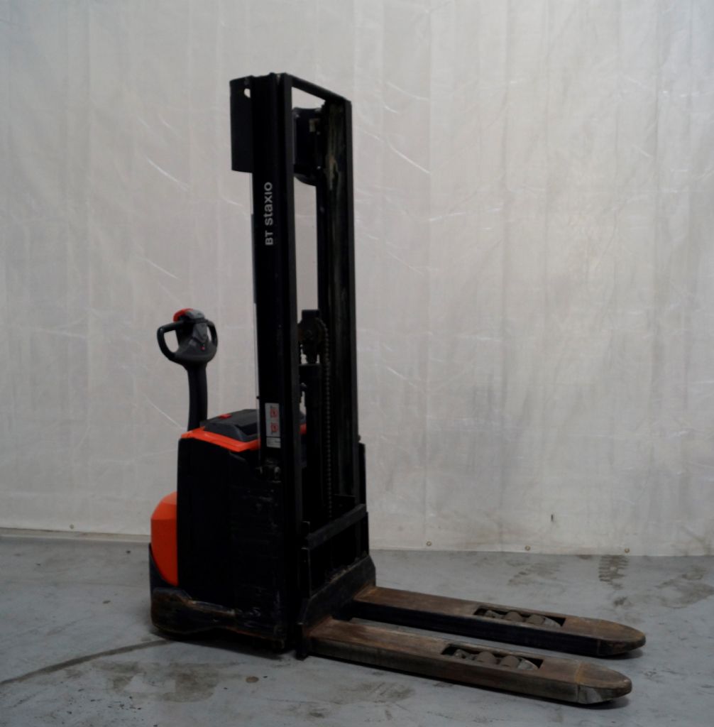 Toyota SWE140L Hochhubwagen www.timmermanns.com