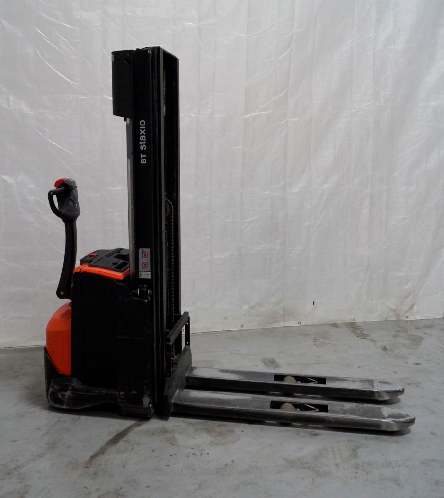 Toyota SWE120 Hochhubwagen www.timmermanns.com