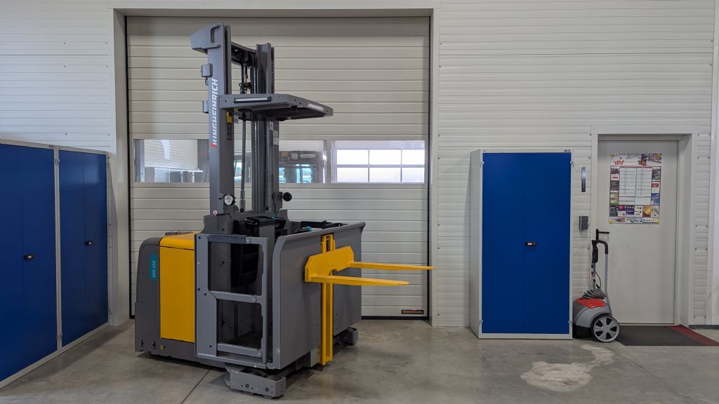 Jungheinrich-EKS 210 Z+I 080 425 ZT-High Level Order Picker-www.tojo-gabelstapler.de