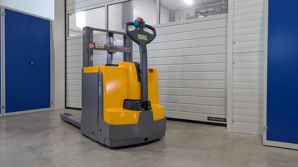 Jungheinrich-EJD 220 119 166 ZT-Doppelstockstapler-www.tojo-gabelstapler.de