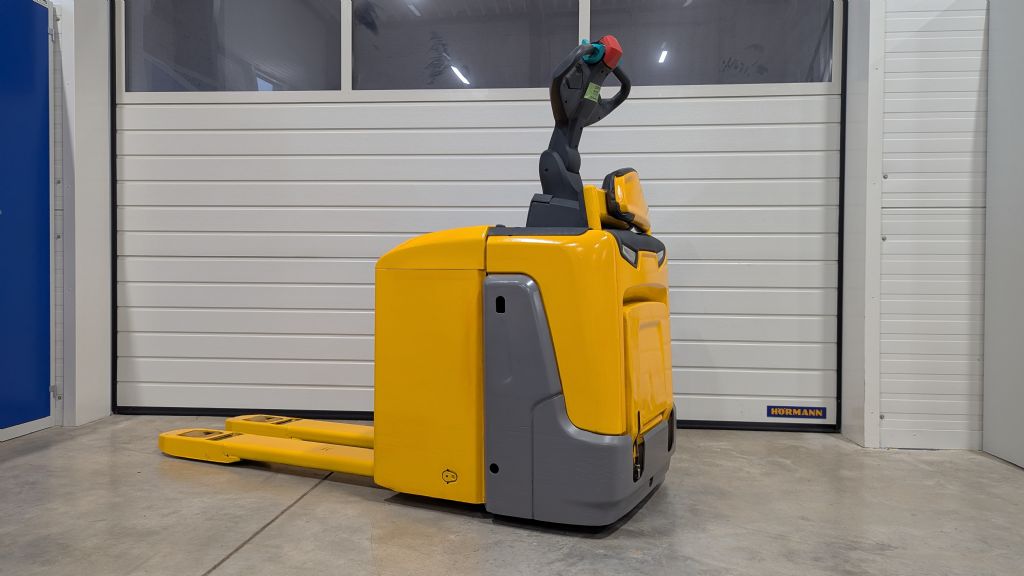 Jungheinrich-ERE 120 17 115 51-Niederhubwagen-www.tojo-gabelstapler.de