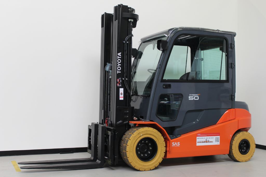 Toyota 8FBMT50 Elektro 4 Rad-Stapler kirchnerpartner.de