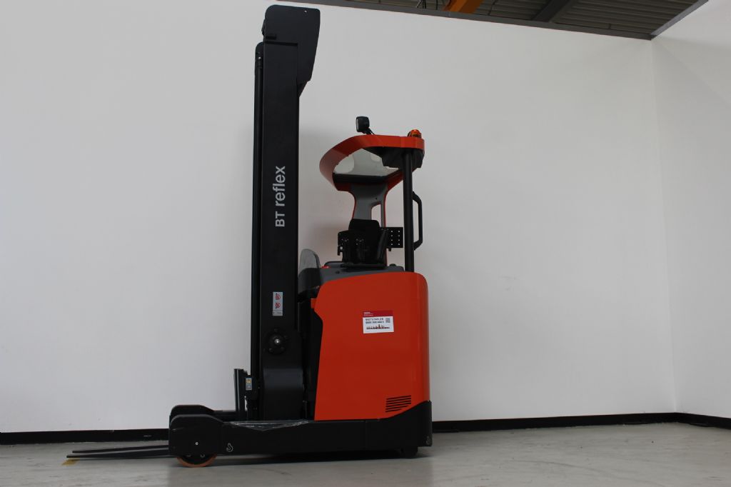Toyota RRE160H Schubmaststapler dregab.de