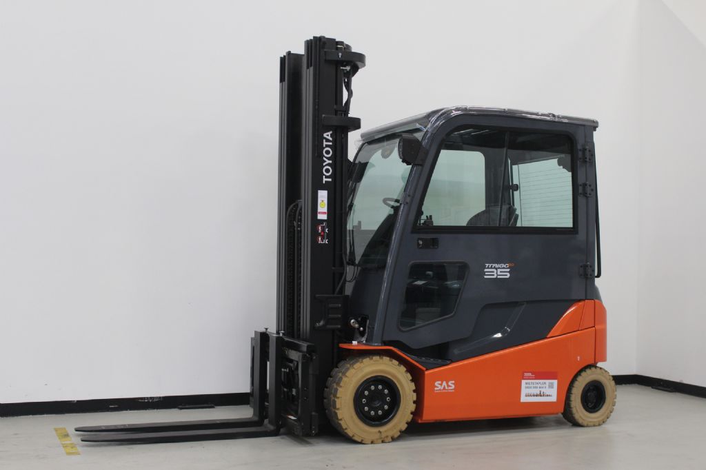 Toyota 8FBMT35 Elektro 4 Rad-Stapler gabelstapler-nord.de