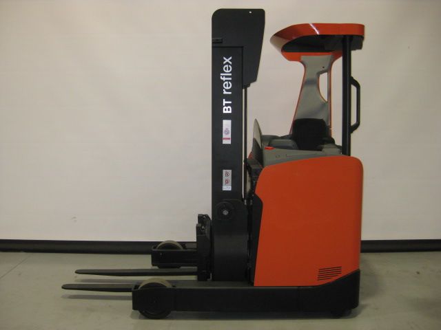 Toyota RRE160H Schubmaststapler loeffler-gabelstapler.de