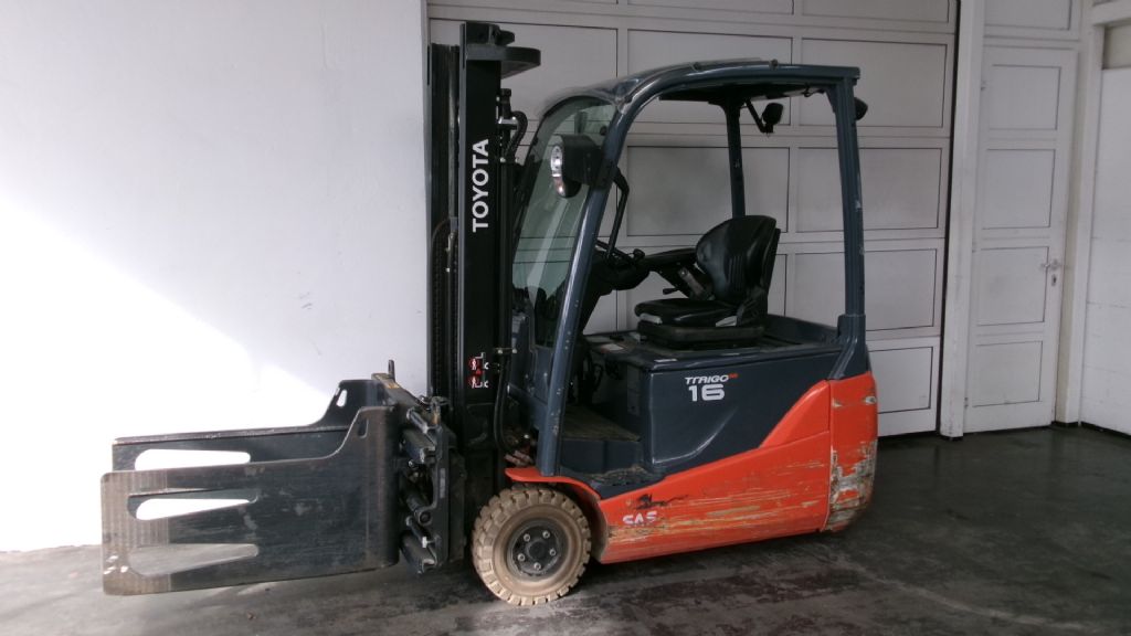 Toyota 8FBE16T Elektro 3 Rad-Stapler gabelstapler-nord.de