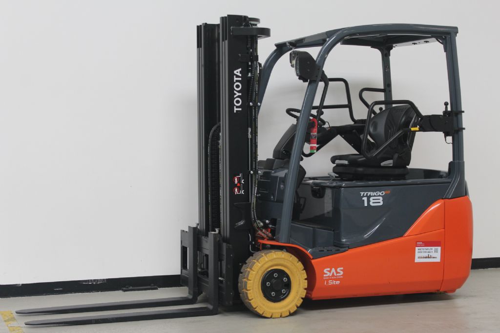 Toyota 8FBE18T Elektro 3 Rad-Stapler kirchnerpartner.de