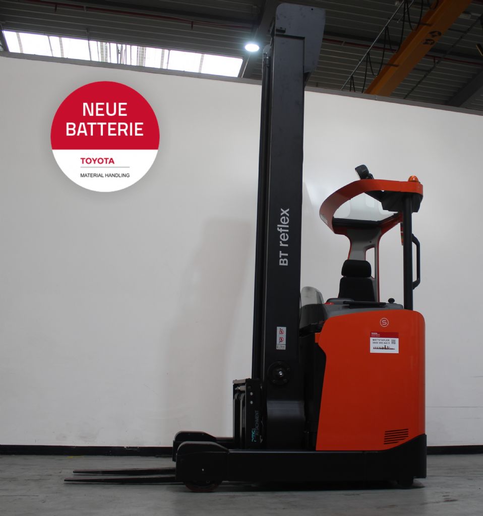 Toyota RRE160H Schubmaststapler loeffler-gabelstapler.de