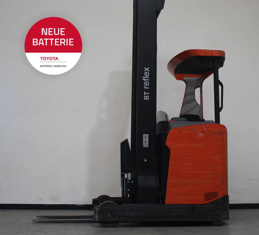 Toyota RRE140H Schubmaststapler loeffler-gabelstapler.de