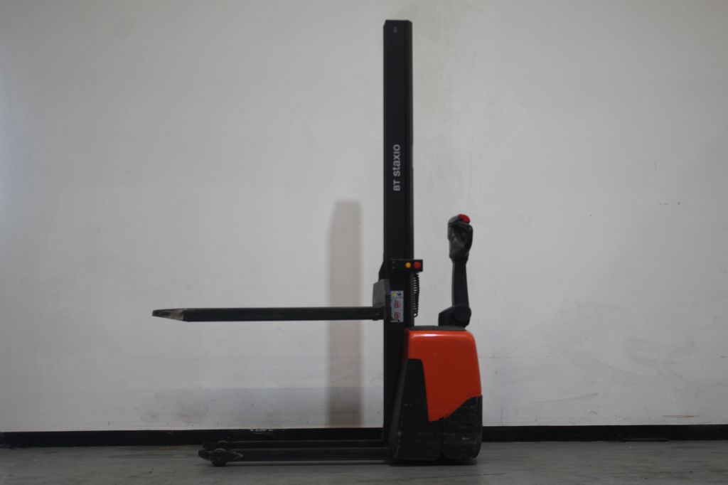 Toyota HWE100 Hochhubwagen gabelstapler-nord.de
