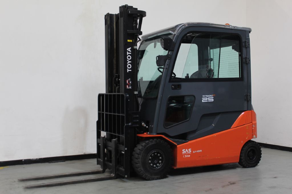 Toyota 8FBMT25 Elektro 4 Rad-Stapler gfg-gabelstapler.de