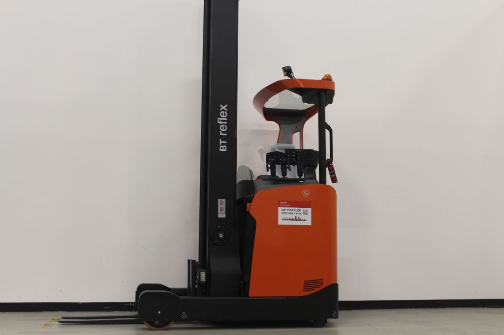 Toyota RRE160H Schubmaststapler gfg-gabelstapler.de