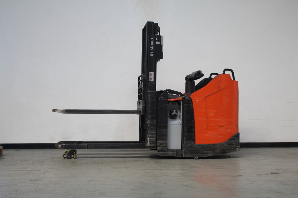 Toyota SPE200D Hochhubwagen gfg-gabelstapler.de
