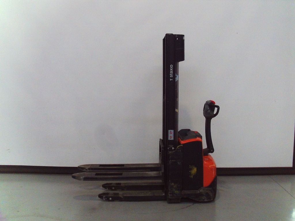 Toyota SWE120 Hochhubwagen www.foerdertechnik-rietberg.de Toyota SWE120 Hochhubwagen www.foerdertechnik-rietberg.de