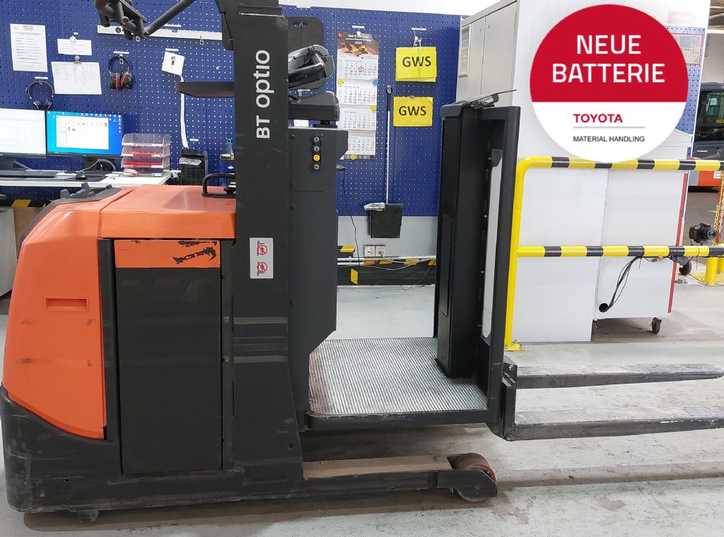 Toyota OSE100 Niederhubkommissionierer loeffler-gabelstapler.de