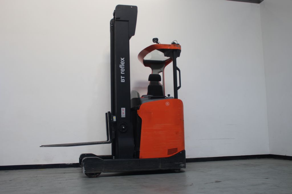Toyota RRE160H Schubmaststapler dregab.de