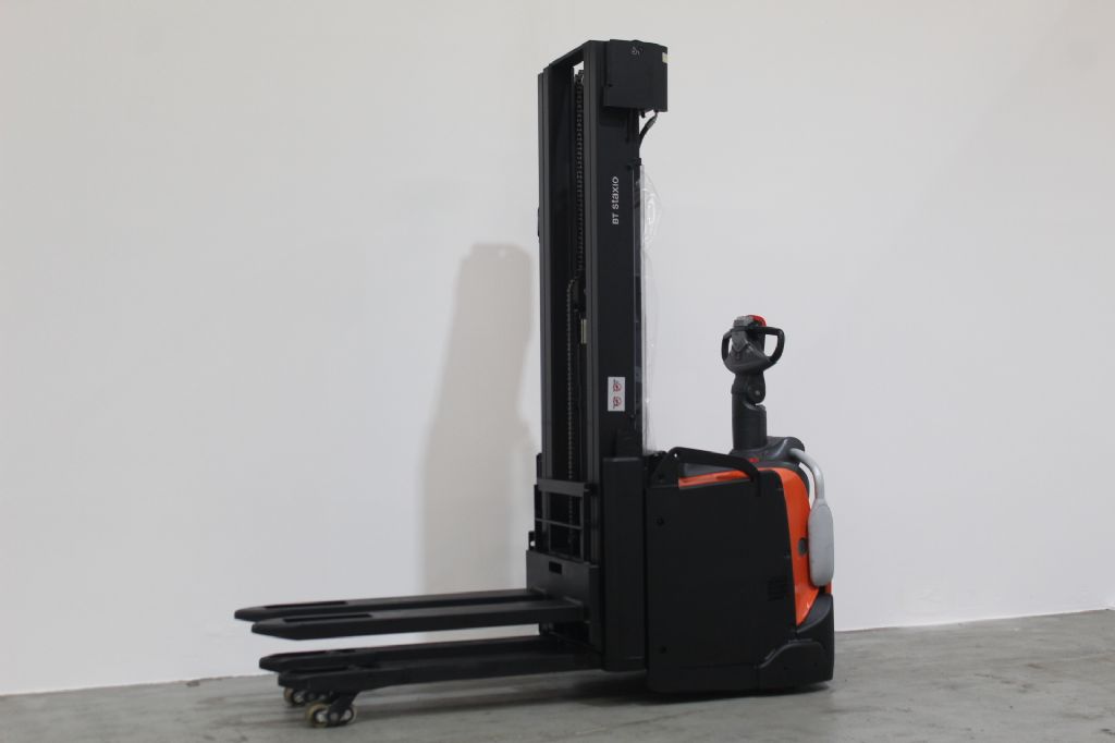 Toyota SPE140L Hochhubwagen gabelstapler-nord.de