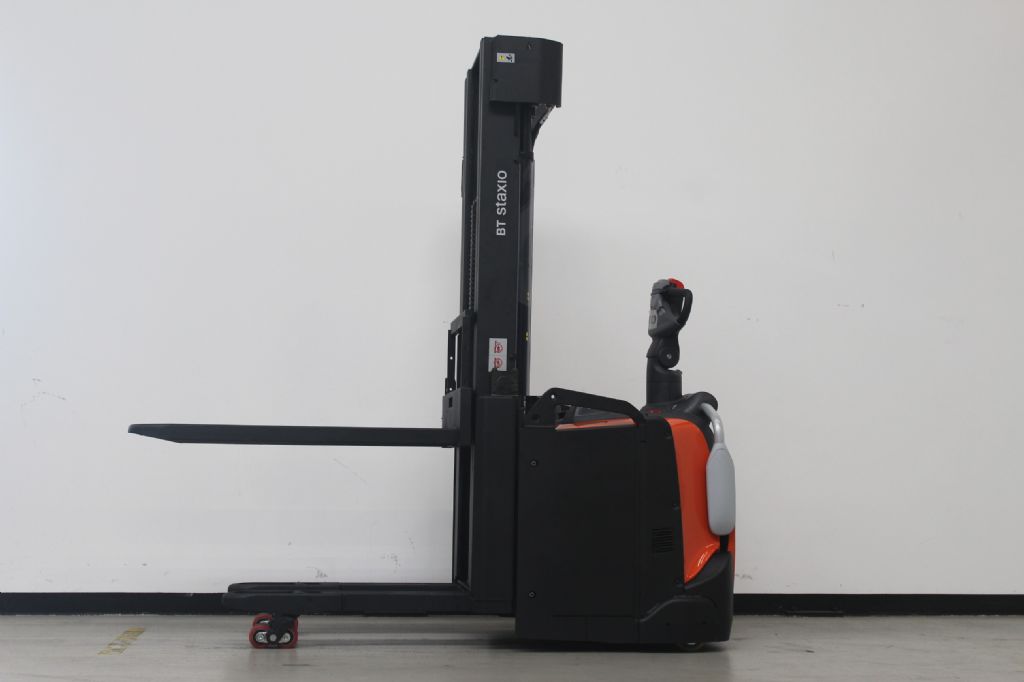 Toyota SPE160L Hochhubwagen gabelstapler-nord.de
