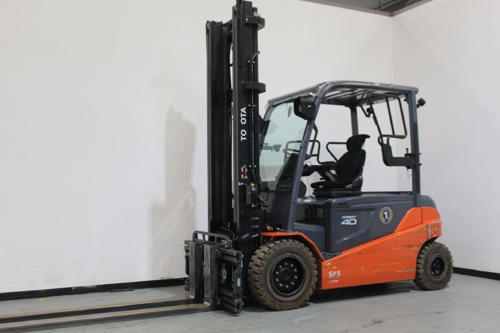 Toyota 8FBMT40 Elektro 4 Rad-Stapler loeffler-gabelstapler.de