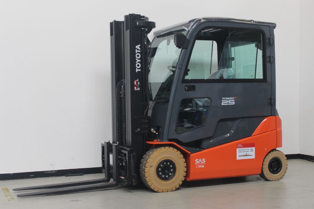 Toyota 8FBMT25 Elektro 4 Rad-Stapler kirchnerpartner.de