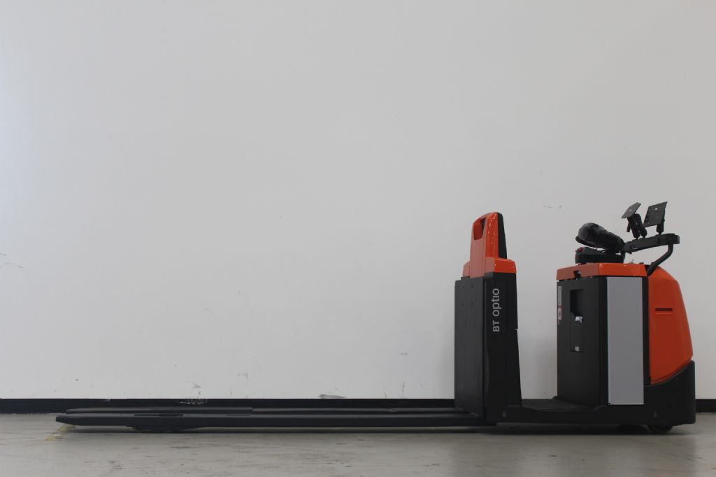 Toyota OSE250 Niederhubkommissionierer www.foerdertechnik-rietberg.de Toyota OSE250 Niederhubkommissionierer www.foerdertechnik-rietberg.de