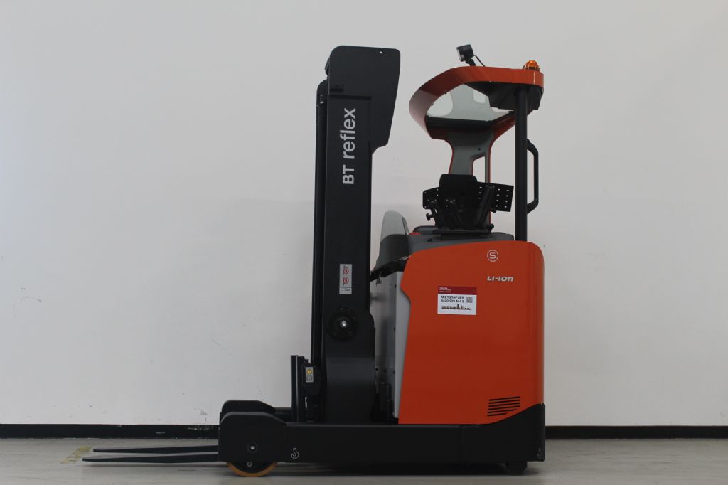 Toyota RRE160H Schubmaststapler gabelstapler-nord.de