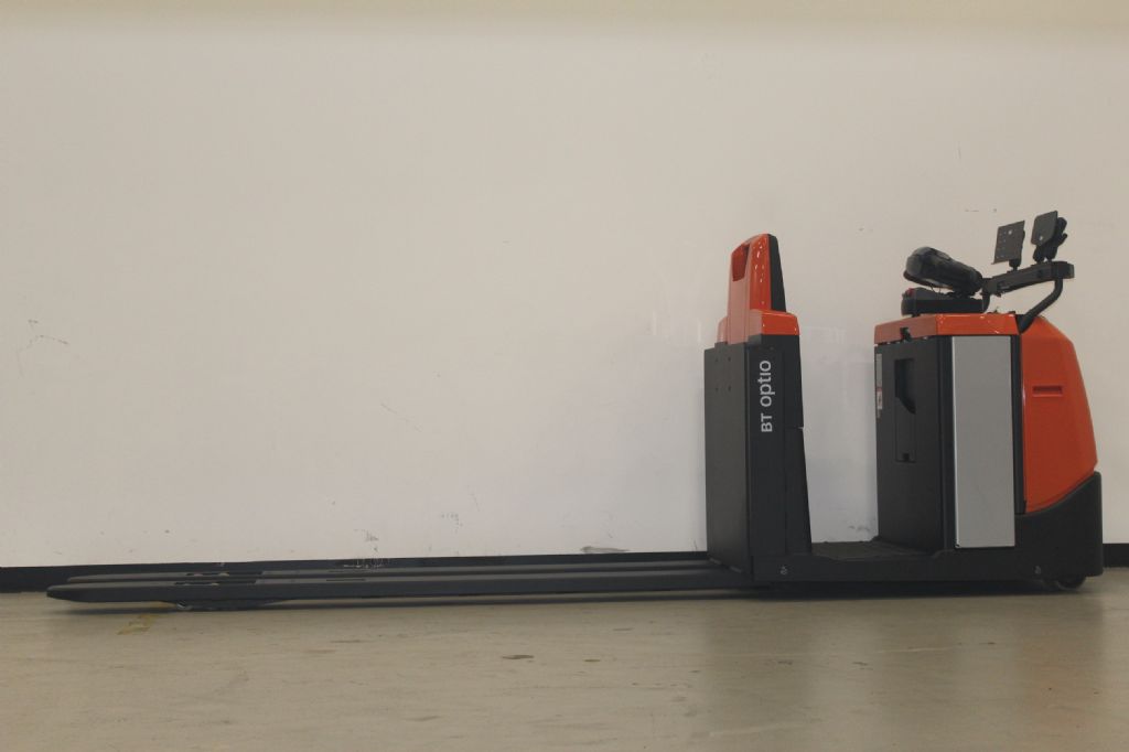 Toyota OSE250 Niederhubkommissionierer www.foerdertechnik-rietberg.de Toyota OSE250 Niederhubkommissionierer www.foerdertechnik-rietberg.de