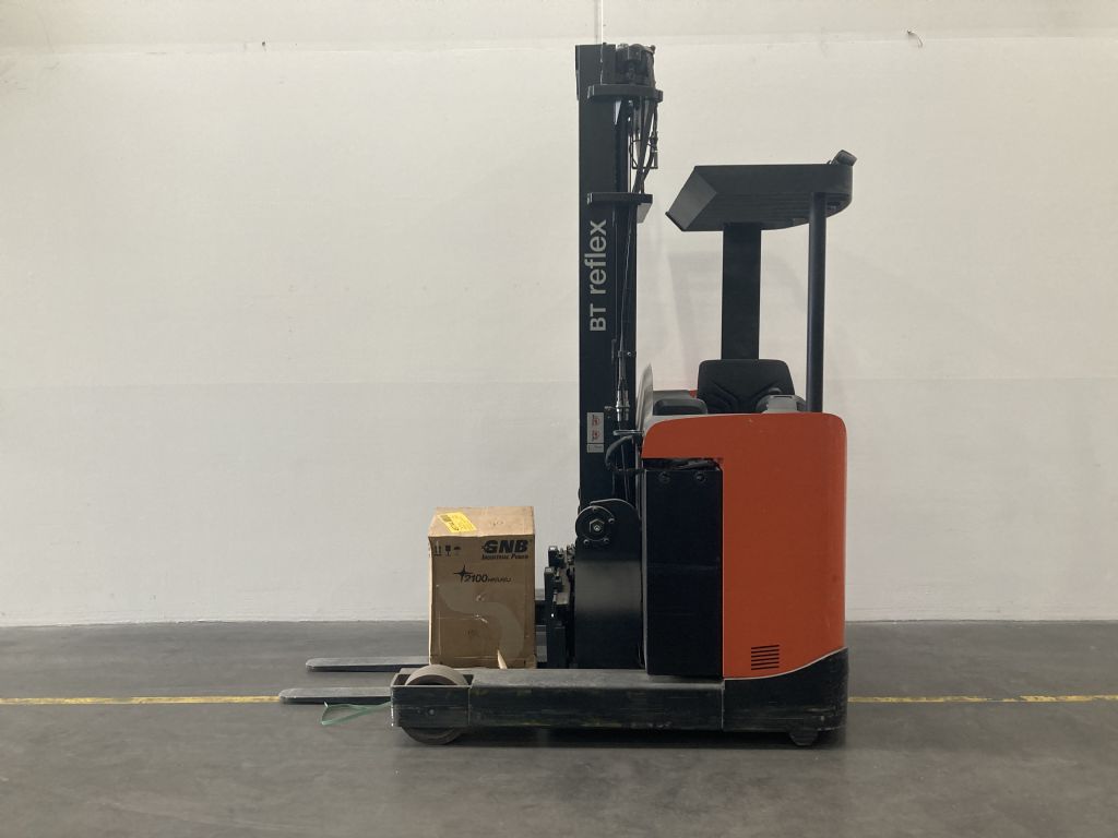 Toyota RRE120B Schubmaststapler gabelstapler-nord.de